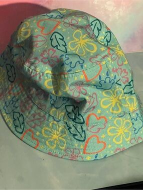 Disney Kids Floral & Heart Print Bucket Hat in Teal, Yellow, Pink and Coral